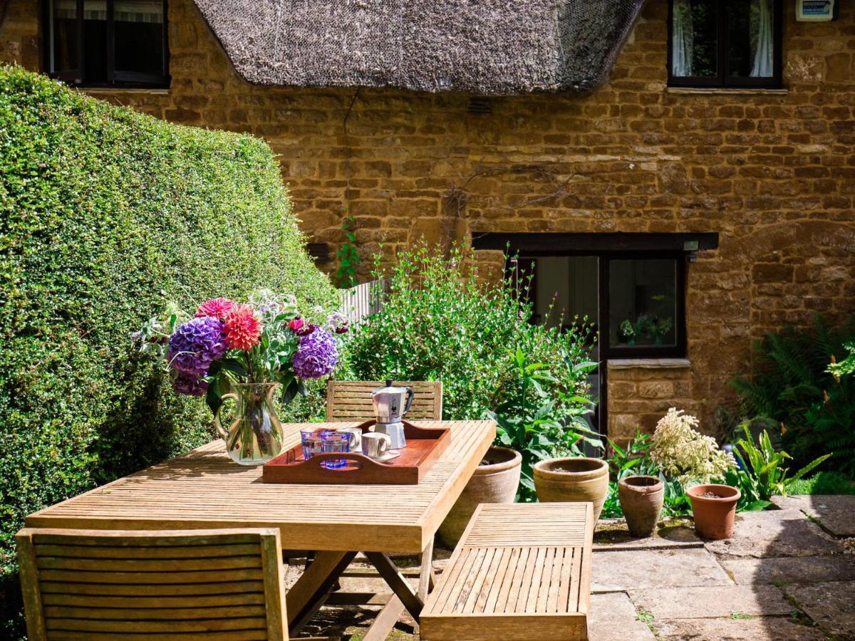 Lily Cottage Great Tew Exterior foto